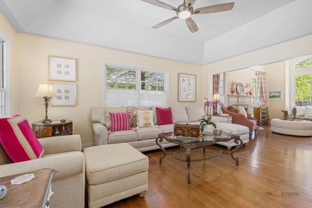 1730 Yale Court, Lake Forest, IL 60045