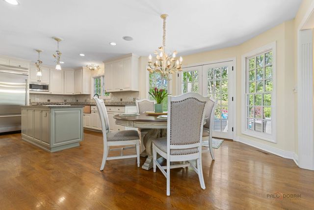 1730 Yale Court, Lake Forest, IL 60045