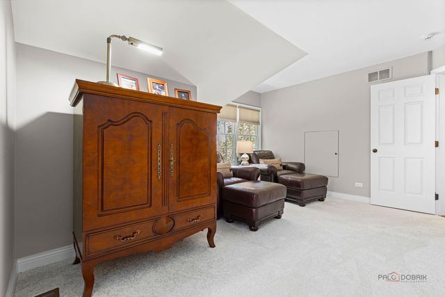 1730 Yale Court, Lake Forest, IL 60045