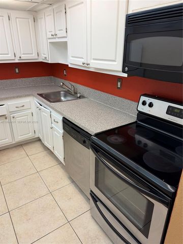 1805 Sans Souci Blvd 413, North Miami, FL 33181