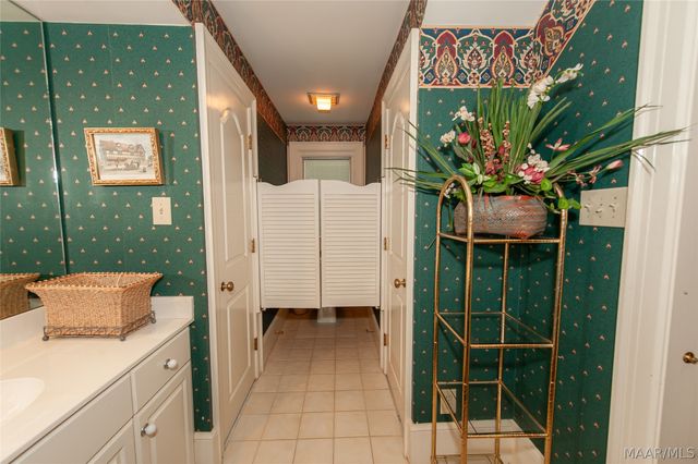8048 Westchester Place, Montgomery, AL 36117