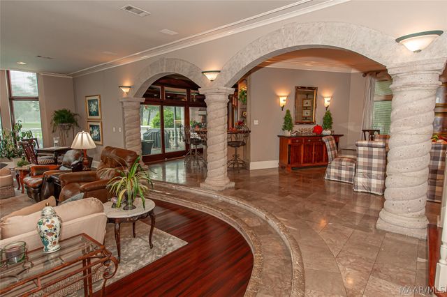 8048 Westchester Place, Montgomery, AL 36117