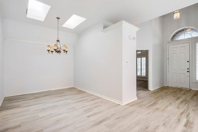 8622 Forest Glen Drive, Irving, TX 75063