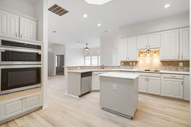 8622 Forest Glen Drive, Irving, TX 75063