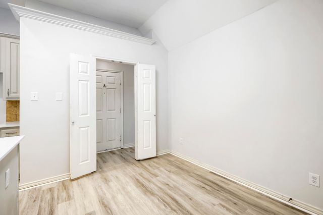 8622 Forest Glen Drive, Irving, TX 75063