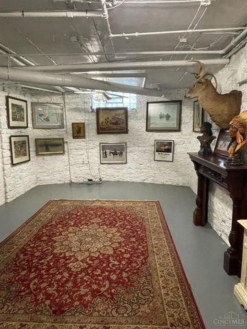 445 Ludlow Avenue, Cincinnati, OH 45220