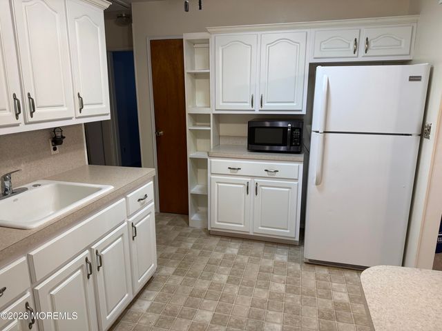 23 A Cardinal Street, Manchester, NJ 08759