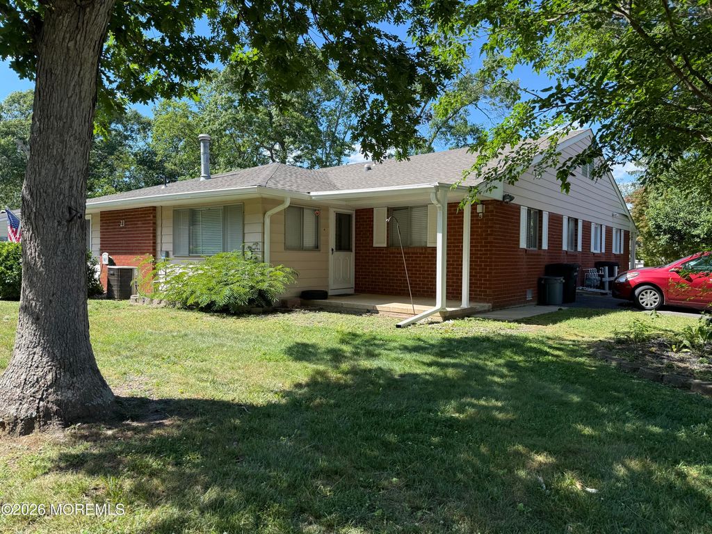 23 A Cardinal Street, Manchester, NJ 08759