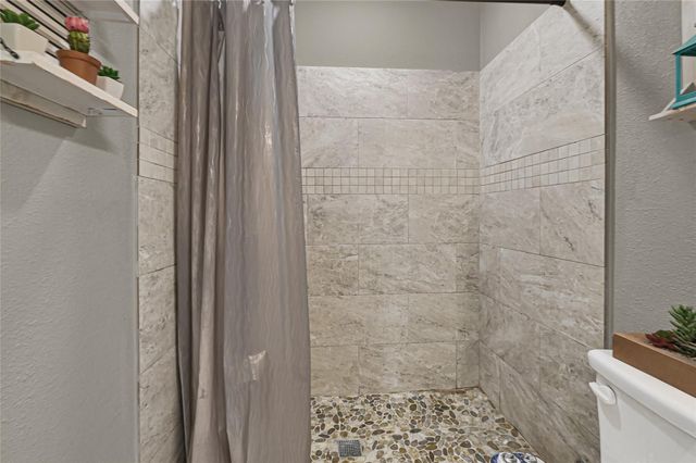 3018 Windy Royal Drive, Houston, TX 77045