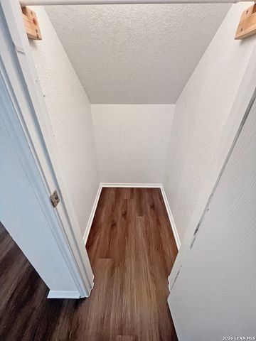 11712 Paddlebrook, San Antonio, TX 78253