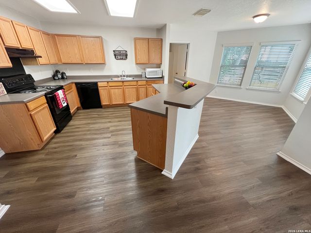 11712 Paddlebrook, San Antonio, TX 78253