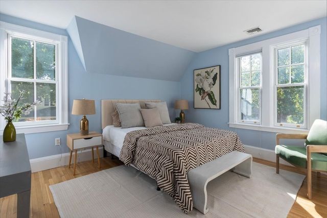 16 Abbott Street, Wellesley, MA 02482
