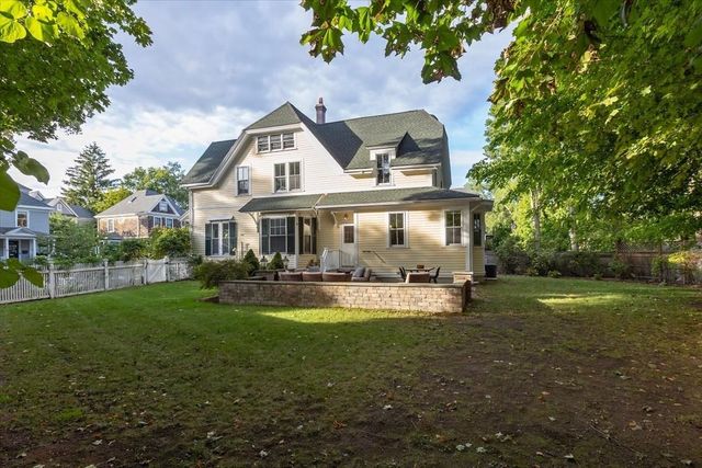 16 Abbott Street, Wellesley, MA 02482