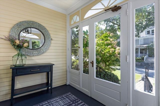 16 Abbott Street, Wellesley, MA 02482