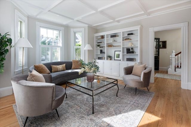16 Abbott Street, Wellesley, MA 02482