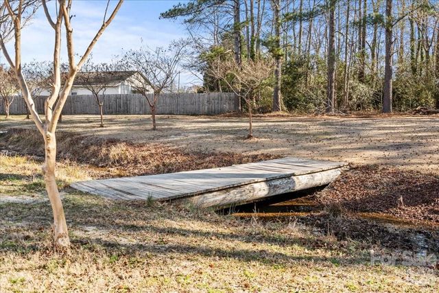 313 W Pigg Street, Pageland, SC 29728