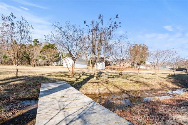 313 W Pigg Street, Pageland, SC 29728