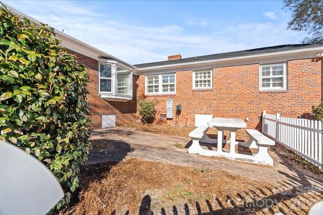 313 W Pigg Street, Pageland, SC 29728