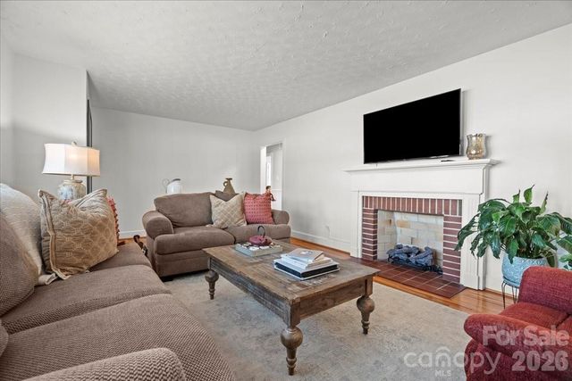 313 W Pigg Street, Pageland, SC 29728