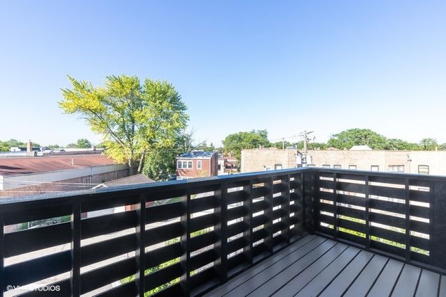 8917 Grant Avenue 3B, Brookfield, IL 60513