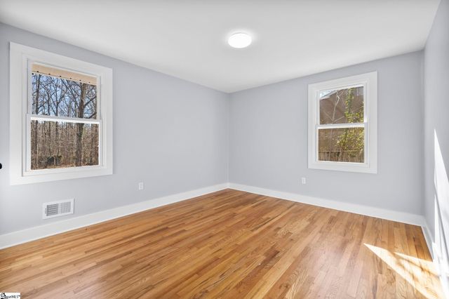 217 Greenbriar Drive, Simpsonville, SC 29680