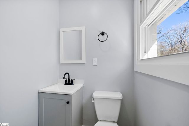 217 Greenbriar Drive, Simpsonville, SC 29680