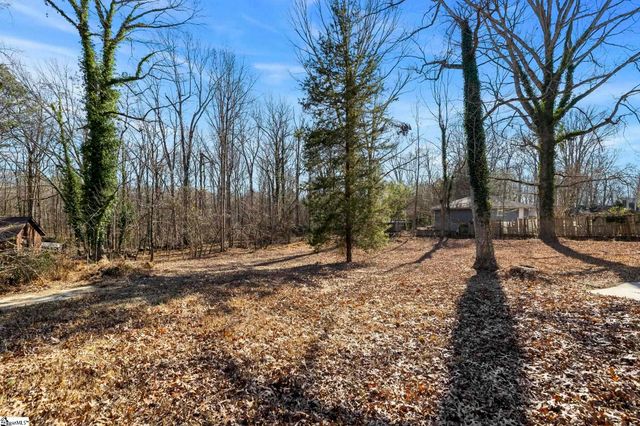 217 Greenbriar Drive, Simpsonville, SC 29680