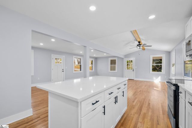 217 Greenbriar Drive, Simpsonville, SC 29680