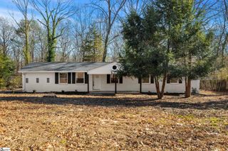 217 Greenbriar Drive, Simpsonville, SC 29680