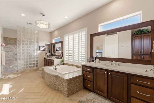 42016 N BACK CREEK Court, Anthem, AZ 85086