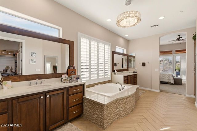 42016 N BACK CREEK Court, Anthem, AZ 85086