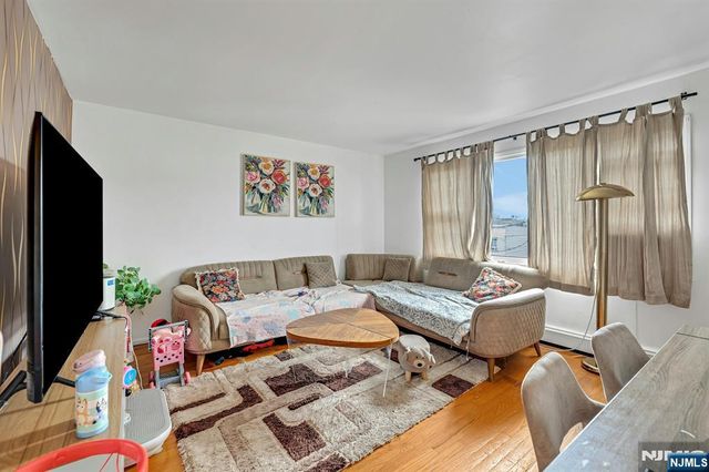 349 2nd Street, East Newark, NJ 07029