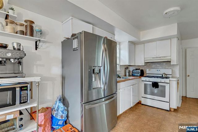349 2nd Street, East Newark, NJ 07029