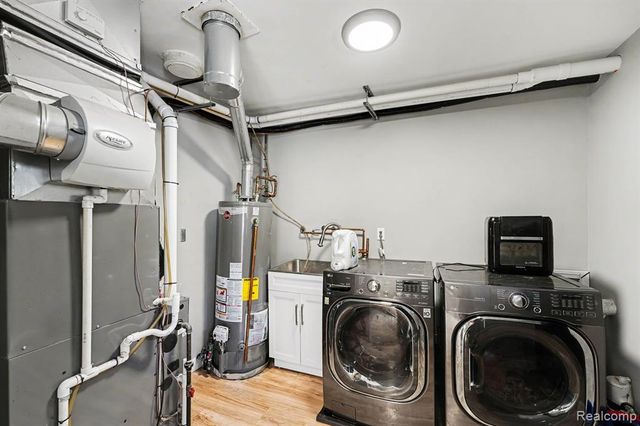 16190 Karin Street, Taylor, MI 48180