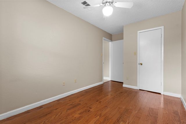207 Washington Avenue, Saginaw, TX 76179