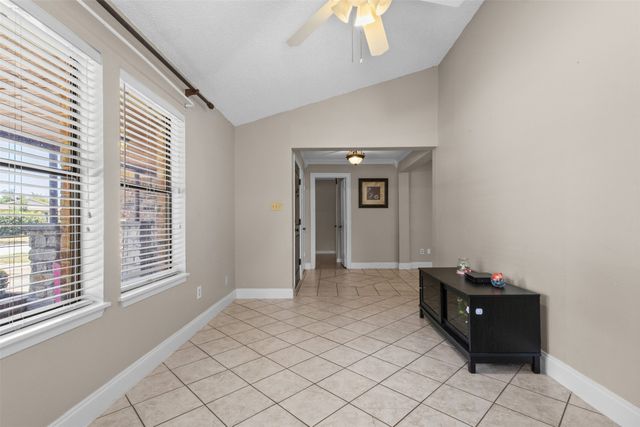 207 Washington Avenue, Saginaw, TX 76179