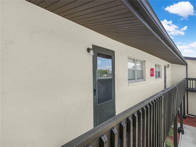 900 AVENUE Z SE D6, Winter Haven, FL 33880