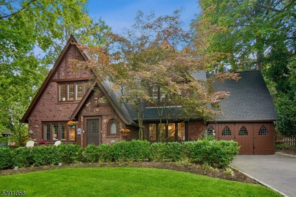 322 Beech Spring Rd., South Orange Village Twp., NJ 07079