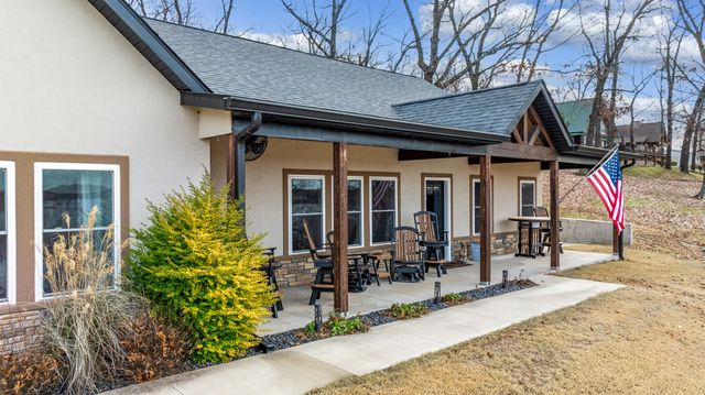 24866 S 638 Road, Grove, OK 74344