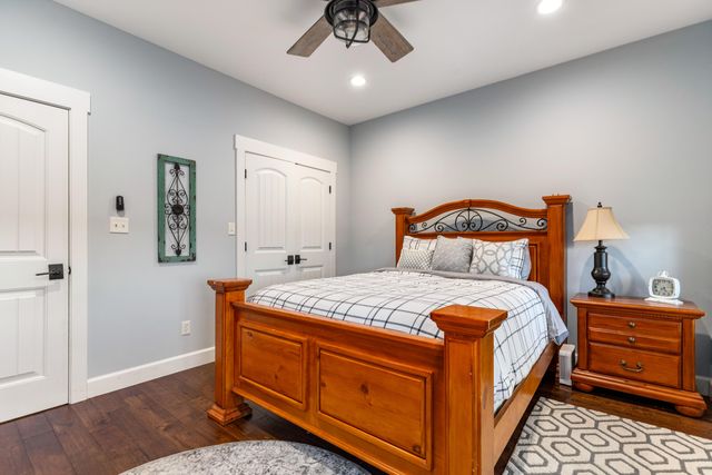 24866 S 638 Road, Grove, OK 74344