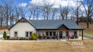 24866 S 638 Road, Grove, OK 74344