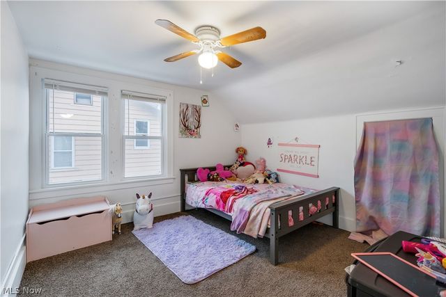 1464 Hollywood Street NE, Warren, OH 44483