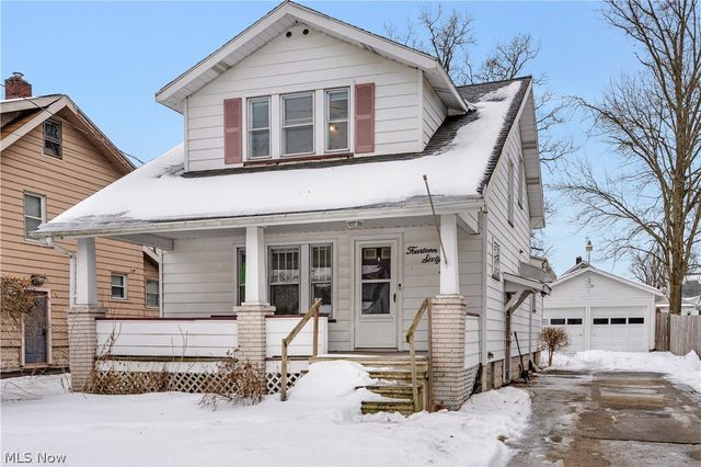 1464 Hollywood Street NE, Warren, OH 44483