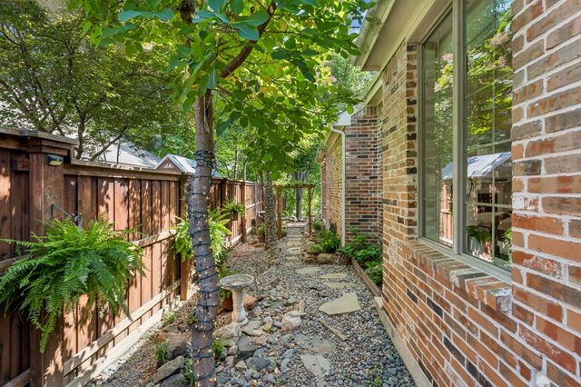 2428 Dove Creek Drive, Little Elm, TX 75068