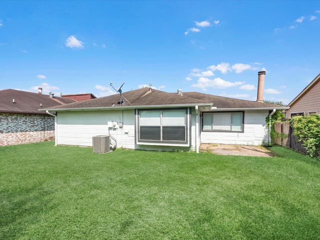 17319 Gaucho Drive, Houston, TX 77083