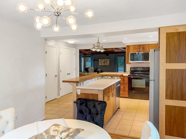N164 ROGERS LANE, Appleton, WI 54915