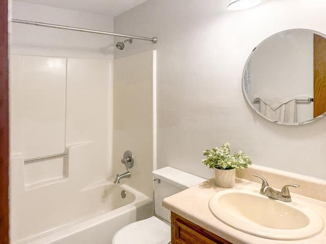 N164 ROGERS LANE, Appleton, WI 54915