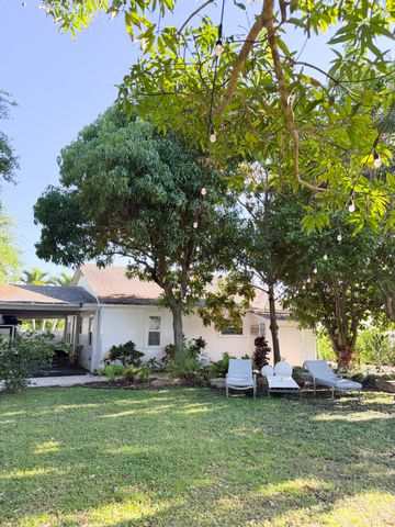 521 Hampton Road, West Palm Beach, FL 33405