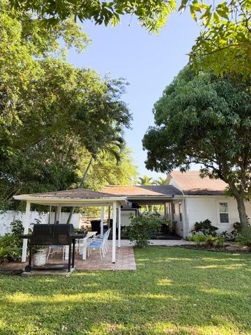 521 Hampton Road, West Palm Beach, FL 33405