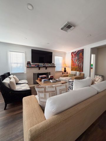 521 Hampton Road, West Palm Beach, FL 33405